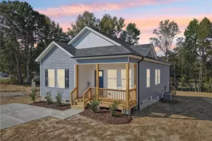 137 W Old Glencoe Rd, Burlington, NC 27217 - Photo 1