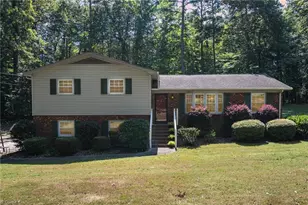 418 Westminster Dr, Asheboro, NC 27203 - Photo 1