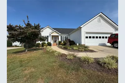 1040 Oxford Lane, King, NC 27021 - Photo 1