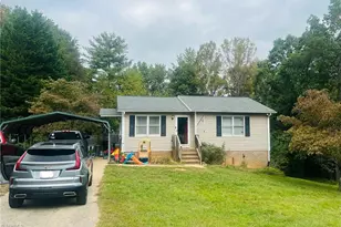 215 Oak Ridge Pl, Mount Airy, NC 27030 - Photo 1