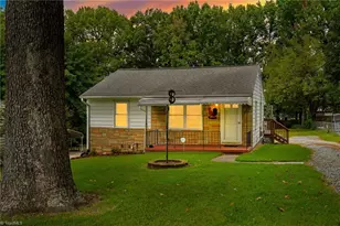 924 E Market St, Burlington, NC 27217 - Photo 1