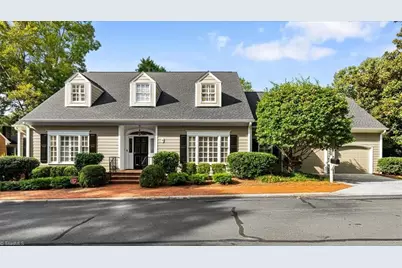 8 Ashton Square, Greensboro, NC 27408 - Photo 1