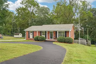 217 Yorktown Rd, Kernersville, NC 27284 - Photo 1