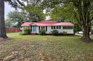 285 Crestview Church Rd, Asheboro, NC 27205 - Photo 1