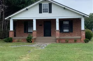 239 Wilkesboro St, Mocksville, NC 27028 - Photo 1