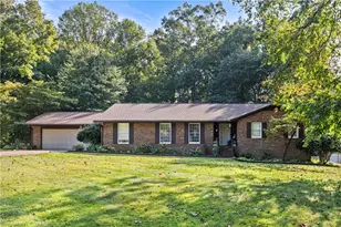 4671 Forest Manor Dr, Winston-Salem, NC 27103 - Photo 1