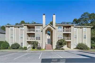6700 W Friendly Avenue #2F, Greensboro, NC 27410 - Photo 1