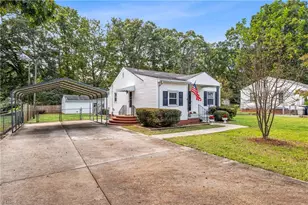 2721 Stratford Dr, Greensboro, NC 27408 - Photo 1