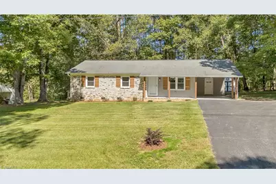 230 Old 60 Lakeview Drive, Wilkesboro, NC 28697 - Photo 1