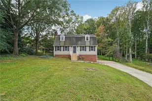 732 Luxbury Rd, Winston-Salem, NC 27104 - Photo 1