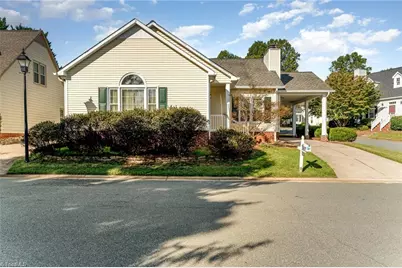 2801 Kingsdale Court, Winston-Salem, NC 27103 - Photo 1