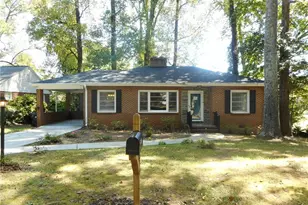 519 Myers Park Dr, Lexington, NC 27292 - Photo 1