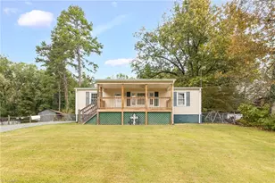 106 Kincemac Dr, Thomasville, NC 27360 - Photo 1