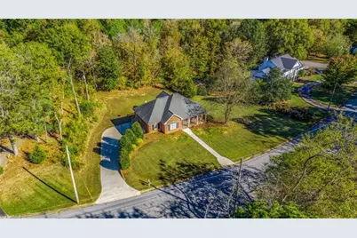 6 Canterbury Place, Lexington, NC 27292 - Photo 1