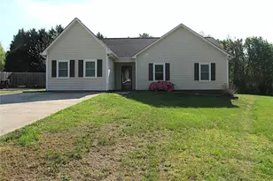 229 Creeksedge Ct, Winston-Salem, NC 27105 - Photo 1
