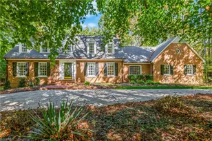 825 Buttonwood Dr, Winston-Salem, NC 27104 - Photo 1