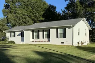 149 Vance St, Dobson, NC 27017 - Photo 1