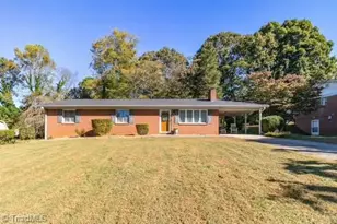 1821 Fannwood Cir, Winston-Salem, NC 27127 - Photo 1