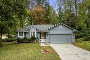 705 Ashland Dr, Mebane, NC 27302 - Photo 1