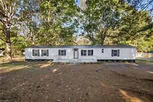 205 Casa Bella Dr, Advance, NC 27006 - Photo 1