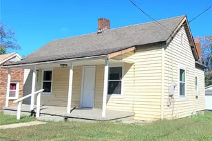 808 Sunset St, Reidsville, NC 27320 - Photo 1