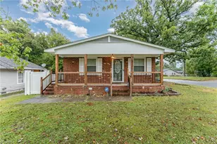 915 Park St, High Point, NC 27260 - Photo 1