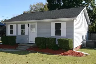 409 Moser St, Graham, NC 27253 - Photo 1