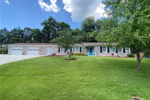 2413 Sandy Ct, Kernersville, NC 27284 - Photo 1