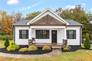 904 Ball Park Rd, Thomasville, NC 27360 - Photo 1