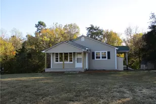 913 Westover Dr, High Point, NC 27265 - Photo 1