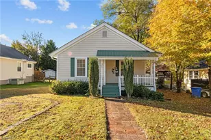 307 Austin St, Mebane, NC 27302 - Photo 1