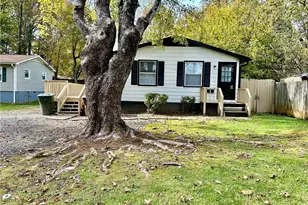 3425 Derby Pl, Greensboro, NC 27405 - Photo 1