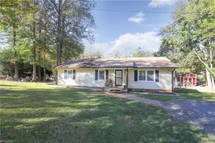 234 College Ln, Reidsville, NC 27320 - Photo 1