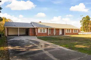 106 Forest Hill Rd, Lexington, NC 27295 - Photo 1