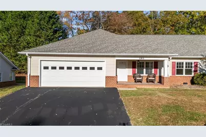 261 S Boyles Street, Pilot Mountain, NC 27041 - Photo 1