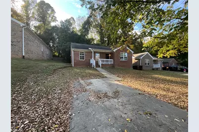 1019 N Manor Drive, High Point, NC 27260 - Photo 1