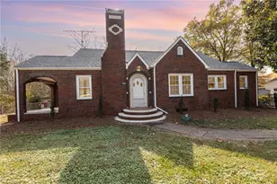 1924 Old Hollow Rd, Walkertown, NC 27051 - Photo 1