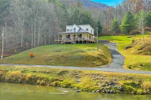 2507 Parker Eller Rd, Lansing, NC 28643 - Photo 1