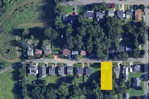 910 Roosevelt St, Winston-Salem, NC 27105 - Photo 1