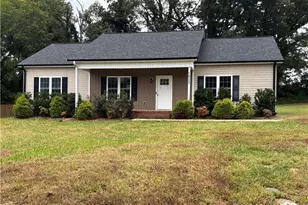 1822 Newell St, Asheboro, NC 27203 - Photo 1