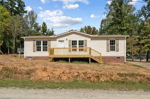 314 Robin Hood Rd, Lexington, NC 27292 - Photo 1