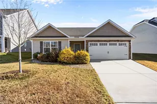 637 Southwick Pl, Mebane, NC 27302 - Photo 1