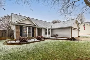 8 Broadleaf Ct, Summerfield, NC 27358 - Photo 1