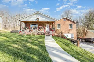 522 Foxcroft Dr, Winston-Salem, NC 27103 - Photo 1