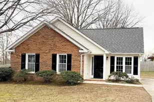 1008 Lawson St, Eden, NC 27288 - Photo 1