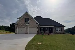 205 Grand Worth Wy, King, NC 27021 - Photo 1