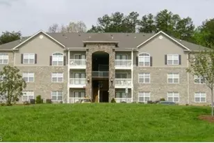 7104-106 Friendly Ave, Greensboro, NC 27410 - Photo 1