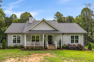 826 Country Ln, Pelham, NC 27311 - Photo 1