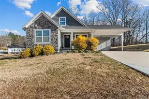 122 Meadow Stone Ln, Mount Airy, NC 27030 - Photo 1