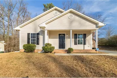 919 Pine Street, Greensboro, NC 27401 - Photo 1